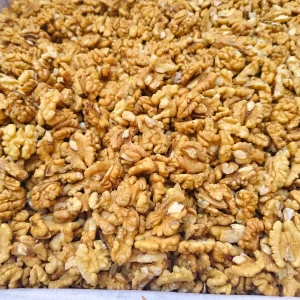 The Best Quality of Walnuts -- Bahtreen Qisam ki Akhroot Giri